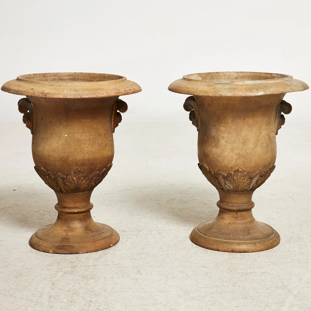HÖGANÄS, trädgårdsurnor, oglaserat stengods, stämplade, 1800-tal, 1 par. — European — Stockholms Auktionsverk Sickla