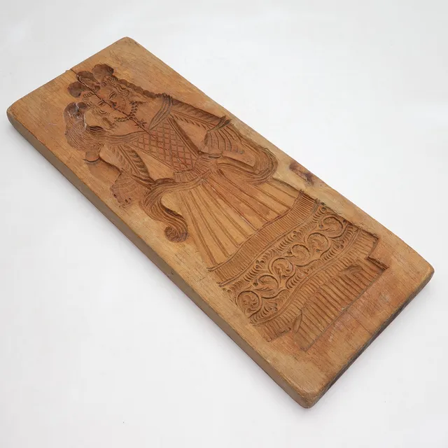 KOEKPLANK/KAKBRÄDA, trä, dubbelsidig, troligen Nederländerna, 1800-talets första hälft.