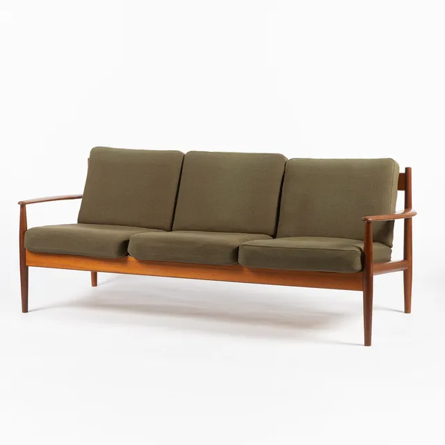 GRETE JALK. Soffa, 3-sits modell "118", teak, France & Son, Danmark, formgiven 1958.