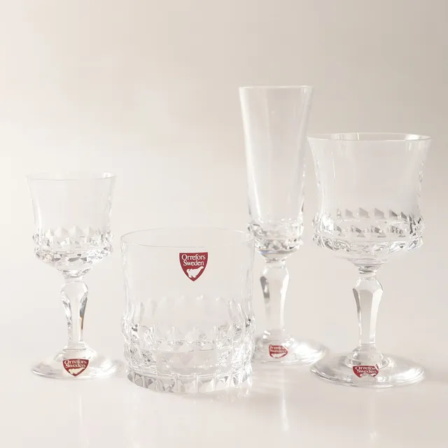 INGEBORG LUNDIN. Glasservisdelar, 44 stycken, "Silvia", glas, Orrefors.