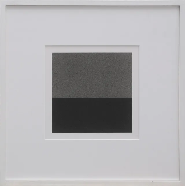 HÅKAN BENGTSSON. KOL PÅ PAPPER, SIGNERAD OCH DATERAD 2009.