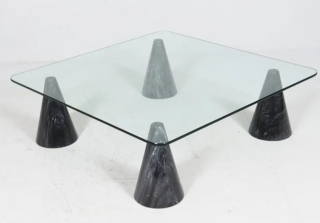 Coffee Table/Couchtisch, Marmor, Italien, 1980er Jahre.