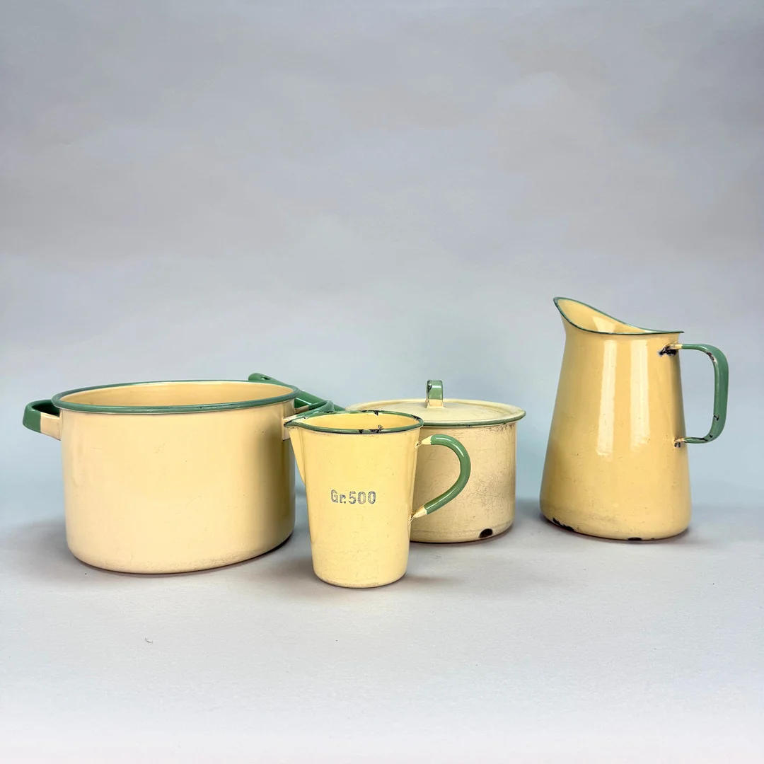 KOCKUMS - 5 delar. — Other metals — TOKA Auktionshus