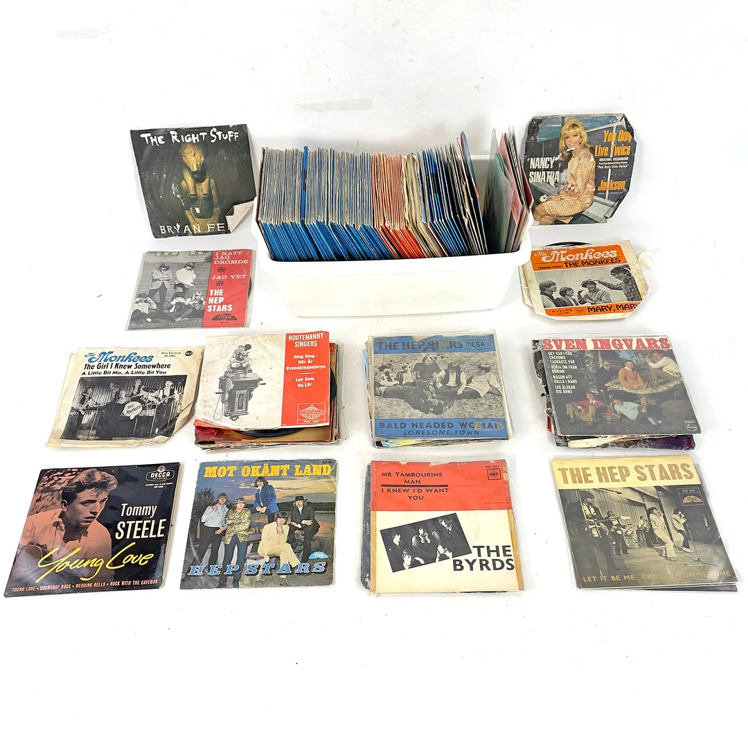 SINGLAR, ca 170 st, pop, rock. — Audio, Vinyl & Hi-Fi — Roslagens Auktionsverk