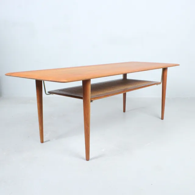 PETER HVIDT & ORLA MØLGAARD NIELSEN. France & Son, Couchtisch, Modell 'FD 516'.
