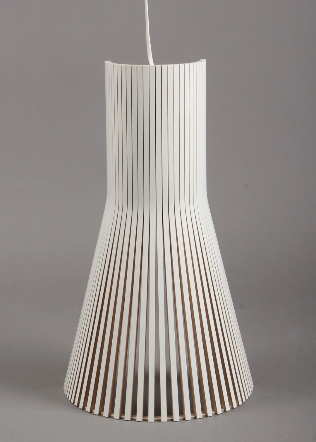 Seppo Koho. Væglampe, — Lamps and lighting/Wall lighting — Lauritz