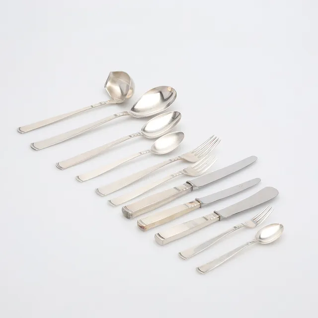 JACOB ÄNGMAN. BESTICKUPPSÄTTNING, 98 DELAR, SILVER, "ROSENHOLM", GAB, ESKILSTUNA, 1960-1988 TOTALT 3359 GRAM.