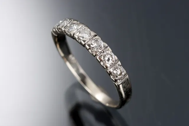 Alliancering af 14 kt. hvidguld