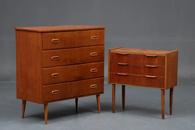 To kommoder af teaktræ, dansk møbelproducent 1960érne (2)