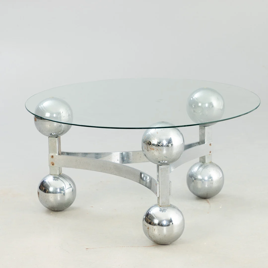 Space Age / Atomic, Sofatisch, Chrom, 1970er Jahre. — Tables — Stockholms Auktionsverk Hamburg