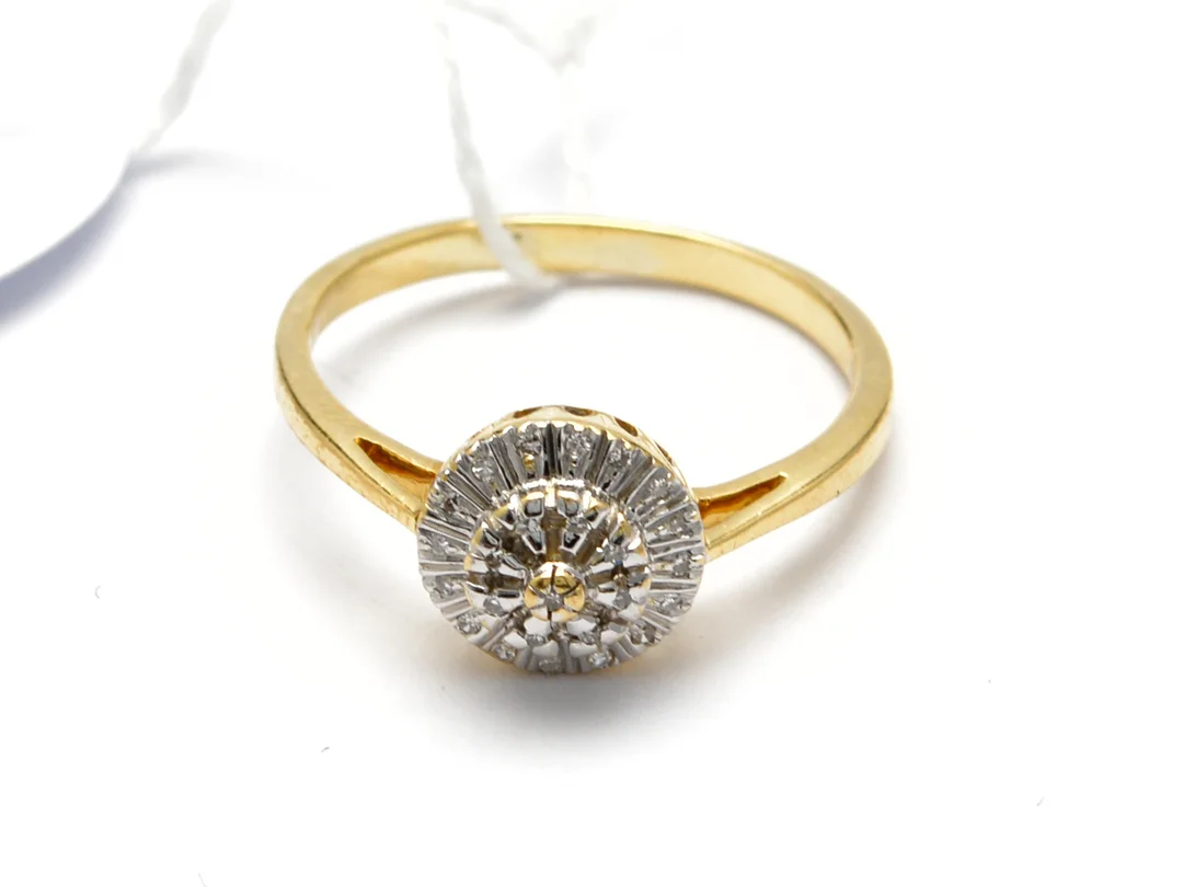Ring 18K 3,6g Ø19½ med åttkantslipade diamanter 25xca.0,005ct — Smycken/Ring — Kaplans