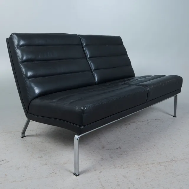 HORST BRÜNING. Kill International, Sofa / Zweisitzer, Aluminium, Leder, 1960er Jahre, Deutschland.