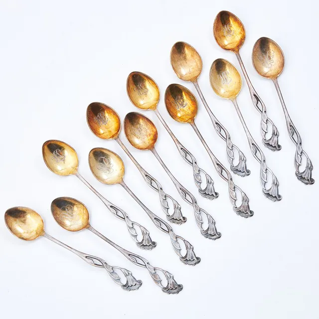 KAFFESKEDAR, 12 st, silver, delvis förgyllda, Finland 1966.