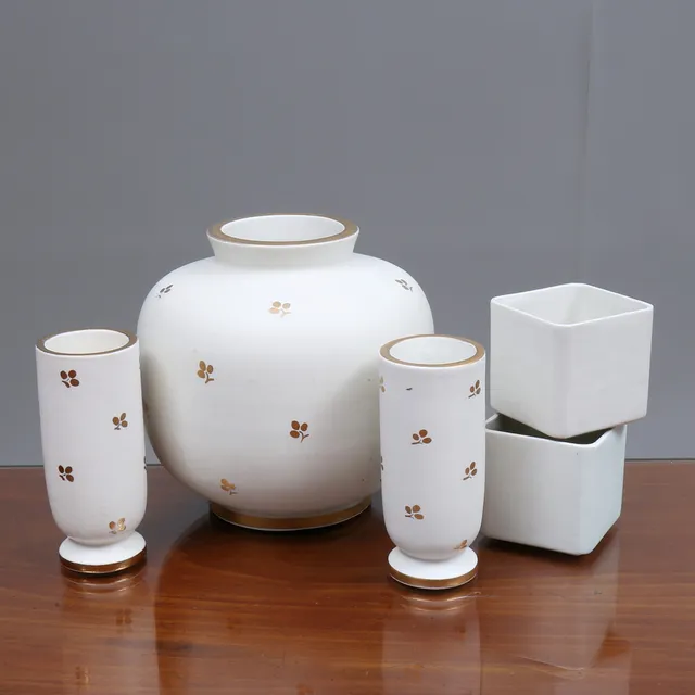 WILHELM KÅGE. 5 delar, stengods, "Carrara", Gustavsberg.