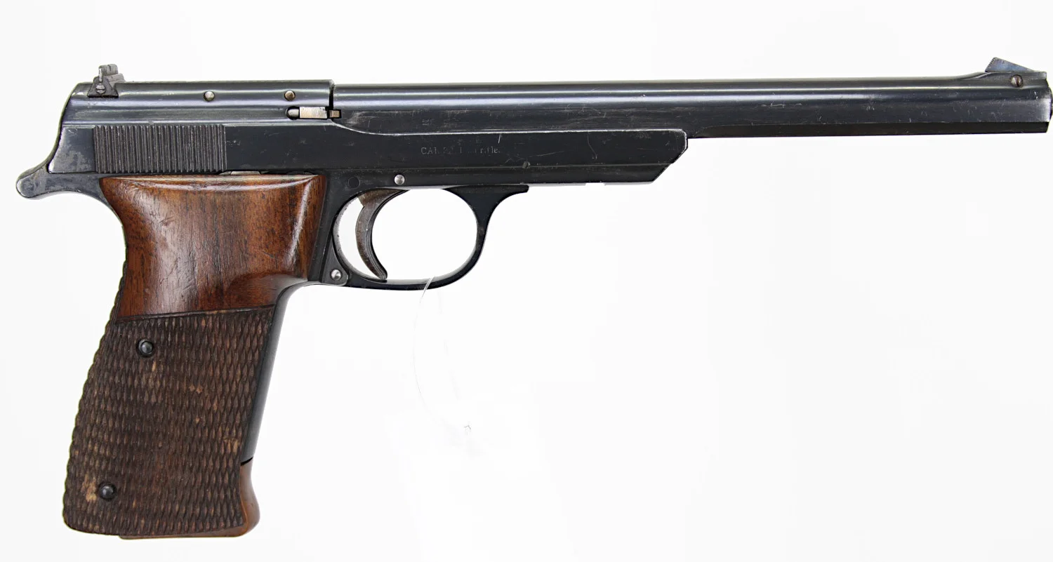 44. PISTOL, tysk, halvautomatisk, fabrikat Walther Zella-Mehlis, modell Olympia, kaliber .22LR, tillv.nr 7771. — Pistols — Walter Borg