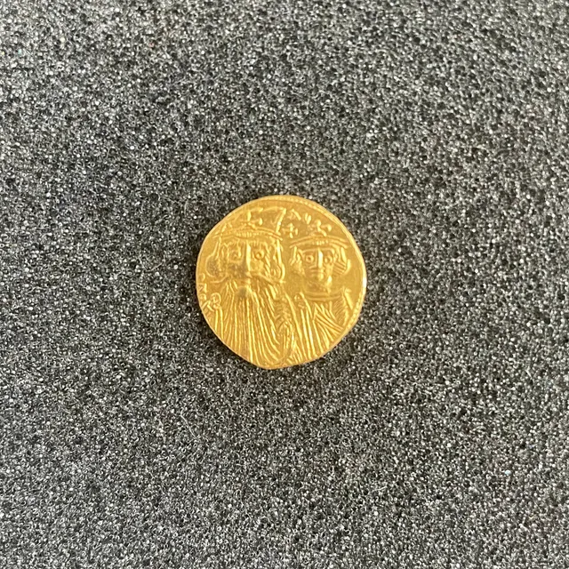 GULDMYNT. 613-641 AD, Bysantinskt, möjligen Heraclius samt hans son Heraclius Constantine.