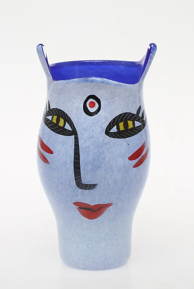 VAS, glas, "Open Minds", Ulrica Hydman-Vallien, Kosta Boda.