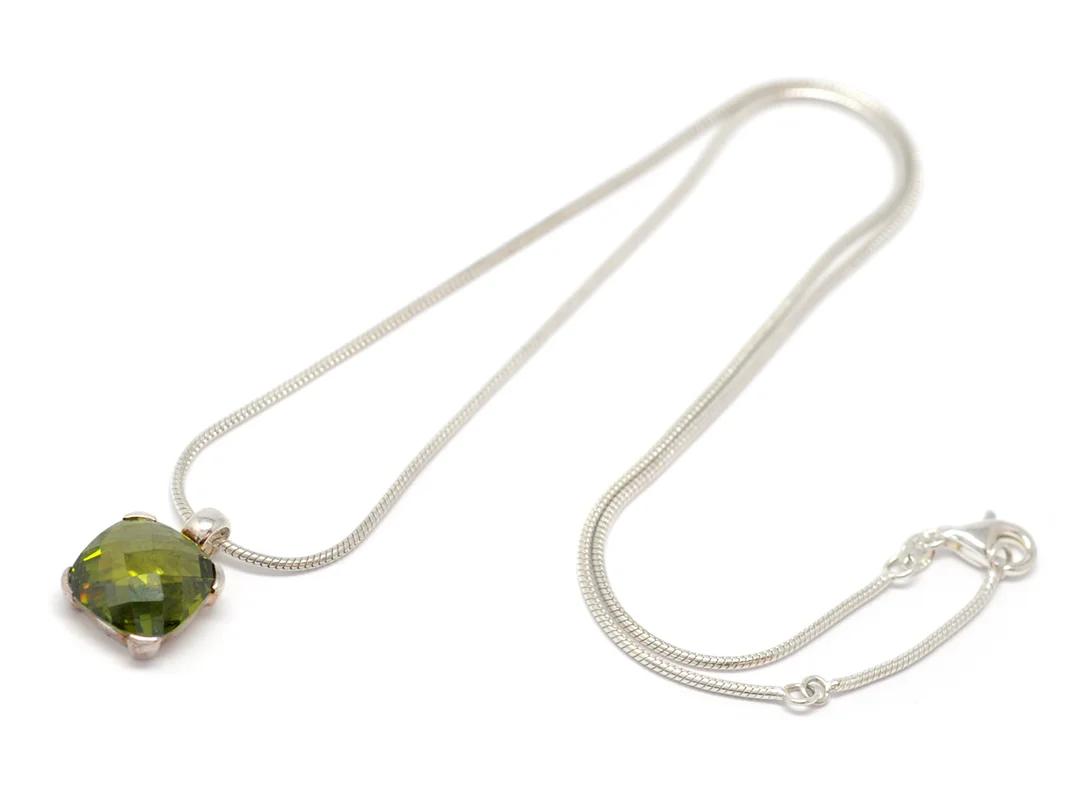 KEDJA/HÄNGE THOMAS SAB0 silver kedja med hänge i silver/grön sten 40-42 cm ask — Accessoarer/Övrigt — Kaplans