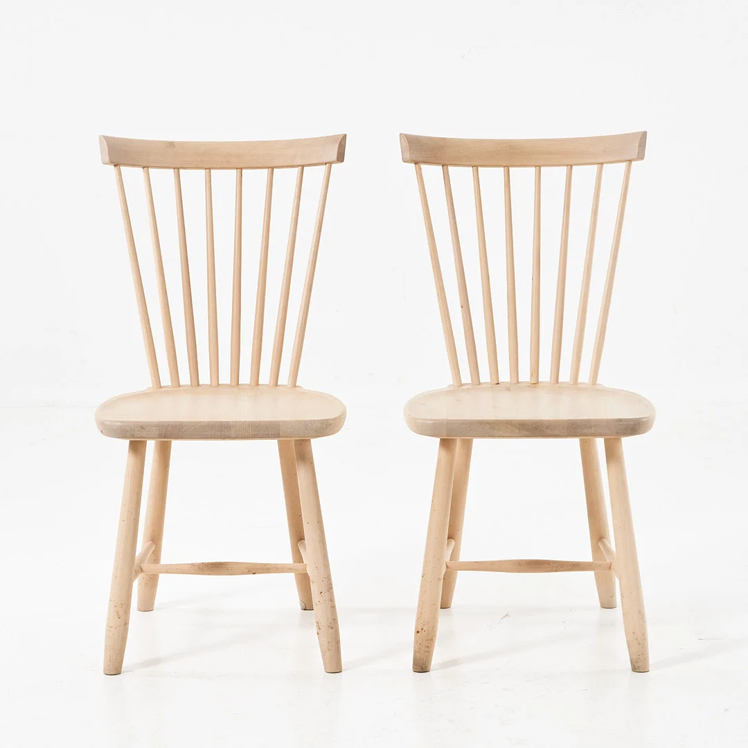 CARL MALMSTEN. Stolar, 2 st, "Lilla Åland", Stolab, brännmärkta 2018. — Armchairs & Chairs — Stockholms Auktionsverk Magasin 5