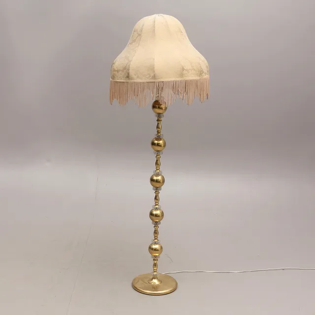 GOLVLAMPA, mässing, 1900-talets senare del.