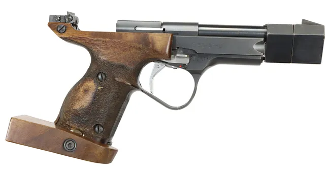 PISTOL, fabrikat Unique, modell DES/69-U, kaliber .22lr, tillv.nr 773626.