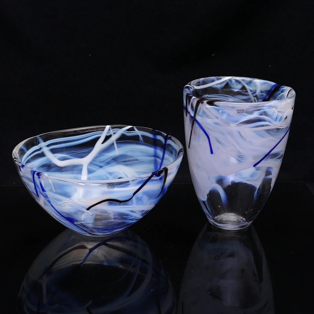 ANNA EHRNER. vas samt skål, konstglas, "Contrast", Kosta Boda. — Other — Auktionshuset Thelin & Johansson