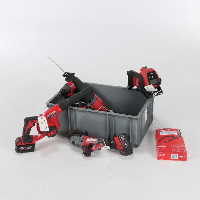Milwaukee tool collection (9)