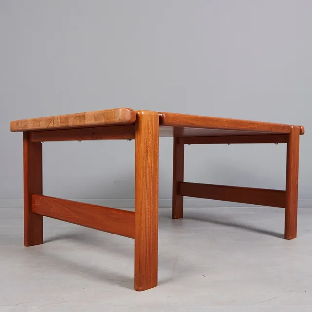 NIELS BACH. Couchtisch / Beistelltisch, Teak, 1960er/70er Jahre, Dänemark.