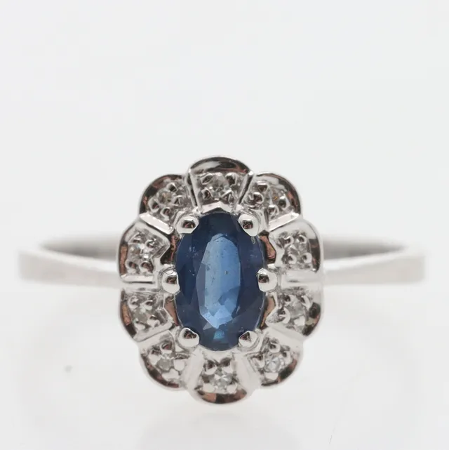 CARMOSÉRING, 18K vitguld med safir & diamanter, GFAB.
