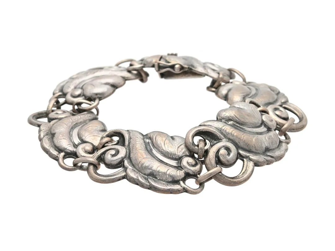 ARMBAND, silver, Asa-silver, H Olsson, Falkenberg 1949, längd 19 cm, vikt 61,5 g. — Smycken/Armband — Kaplans
