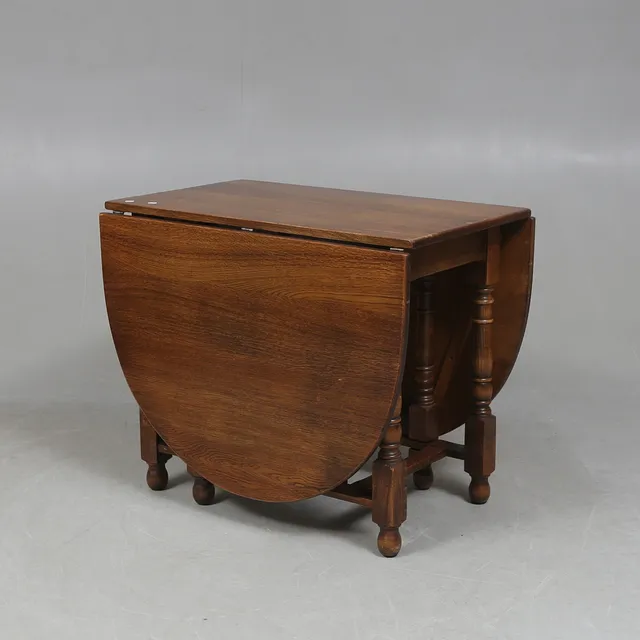 SLAGBORD, barockstil, 1900-tal.