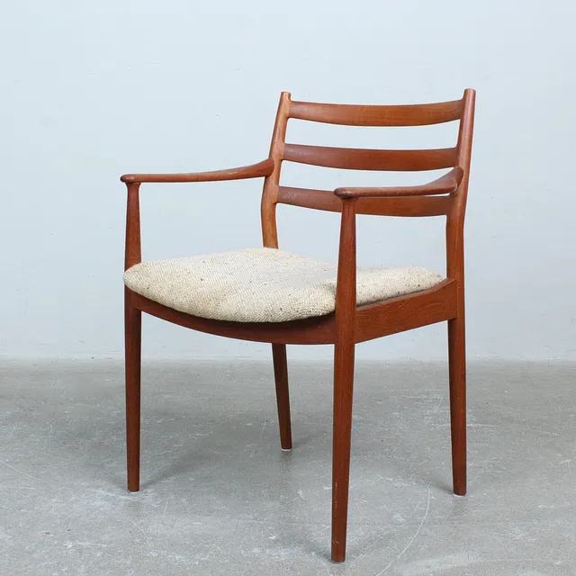 ARNE VODDER. für France & Søn, Armlehnstuhl, Teak, Stoff, 1970er.