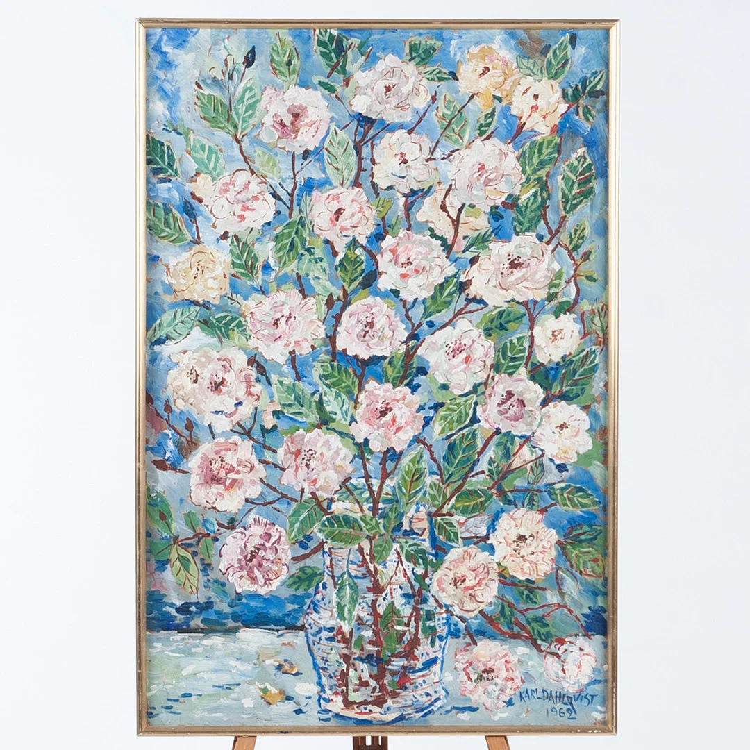 KARL DAHLQVIST. Blomsterstilleben, olja på pannå, signerad och daterad 1962. — Paintings — Laholms Auktionskammare