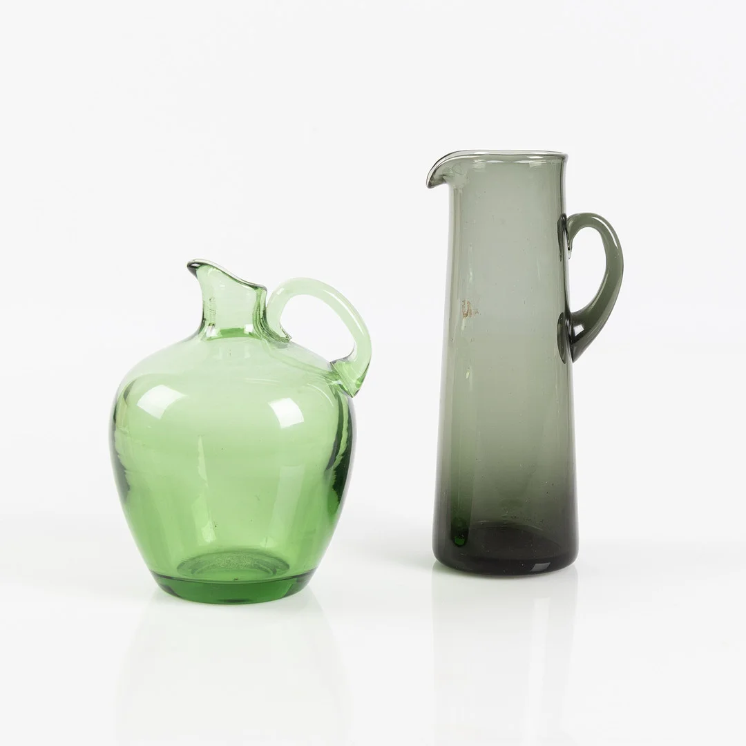 Karaffer, 2st, "S7" & "B49", Reijmyre och Firma Svenskt Tenn. — Utility glass — Stockholms Auktionsverk Helsingborg