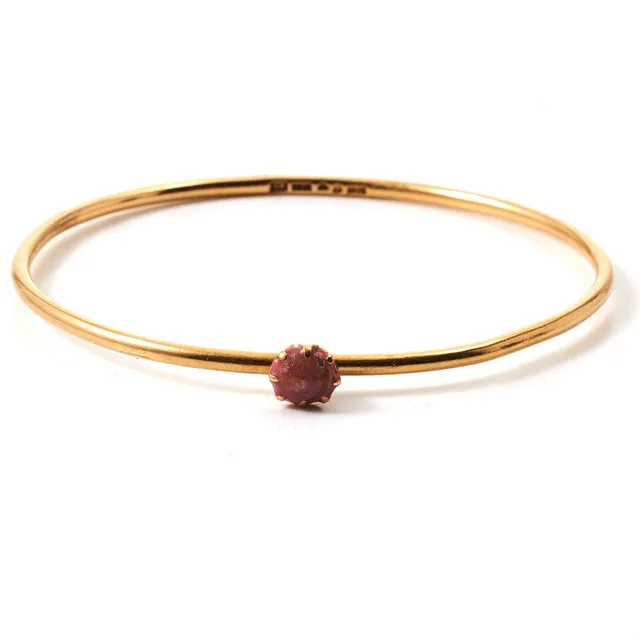 ARMRING, 18 k guld, dekor med odlad pärla, A G Dufva, Stockholm 1928.