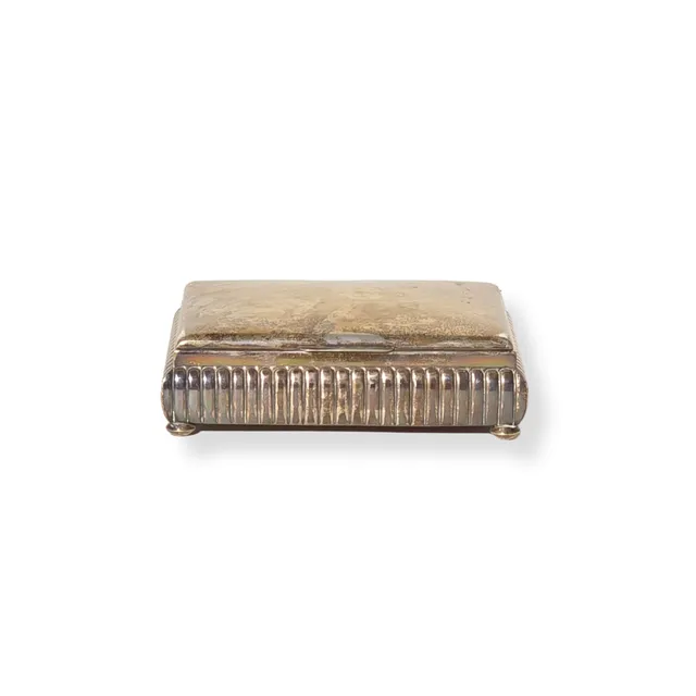 CAJA PURERA EN PLATA GALLONADA PUNZONADA.