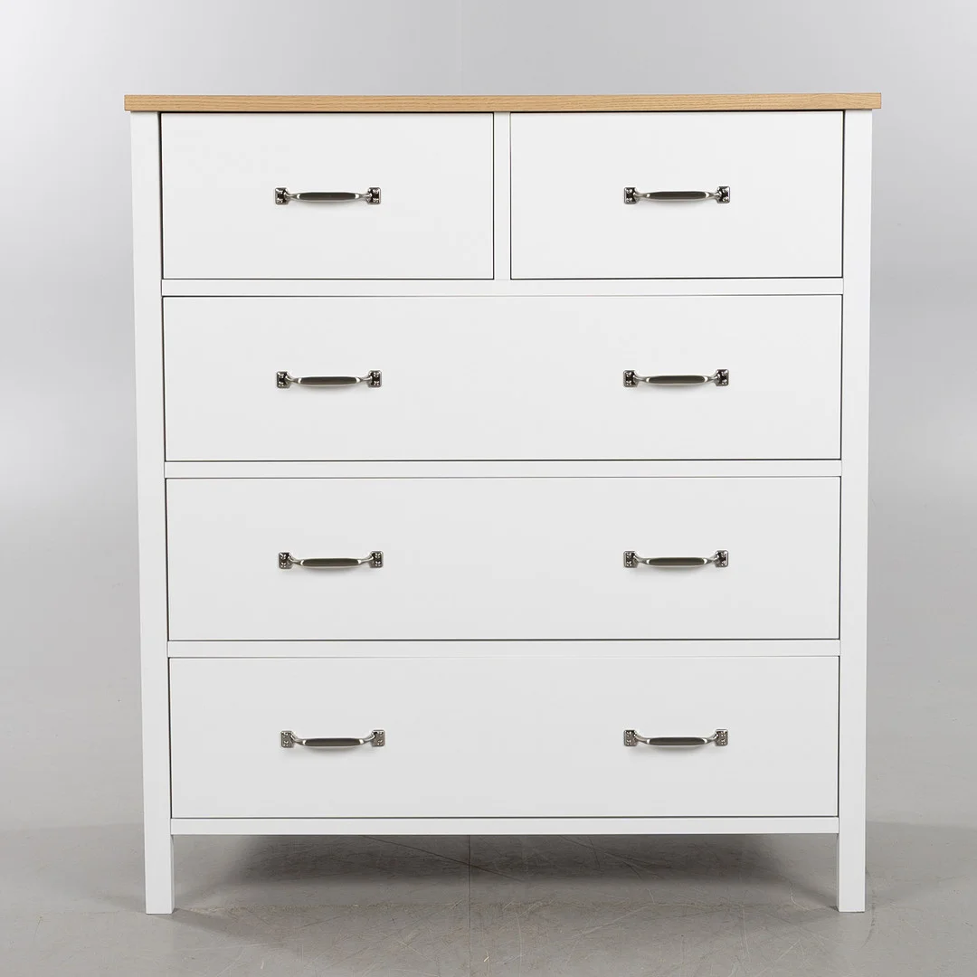 MARTINA ELGEMARK. Byrå "Emmaboda", 5 lådor, för Mavis, samtida. — Chests of drawers — Stockholms Auktionsverk Helsingborg