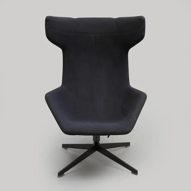 ALFREDO HÄBERLI. Fåtölj, "Take a walk for a line", Moroso, Formgiven 2003.