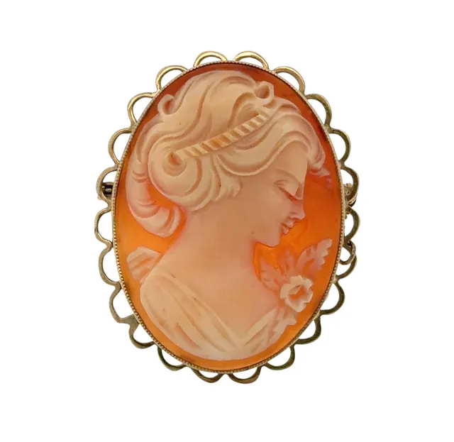 9CT GOLD CAMEO PENDANT / BROOCH.