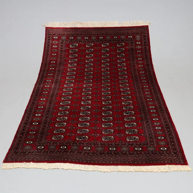 MATTA, Bokhara, Pakistan, ca. 261 x 155 cm.