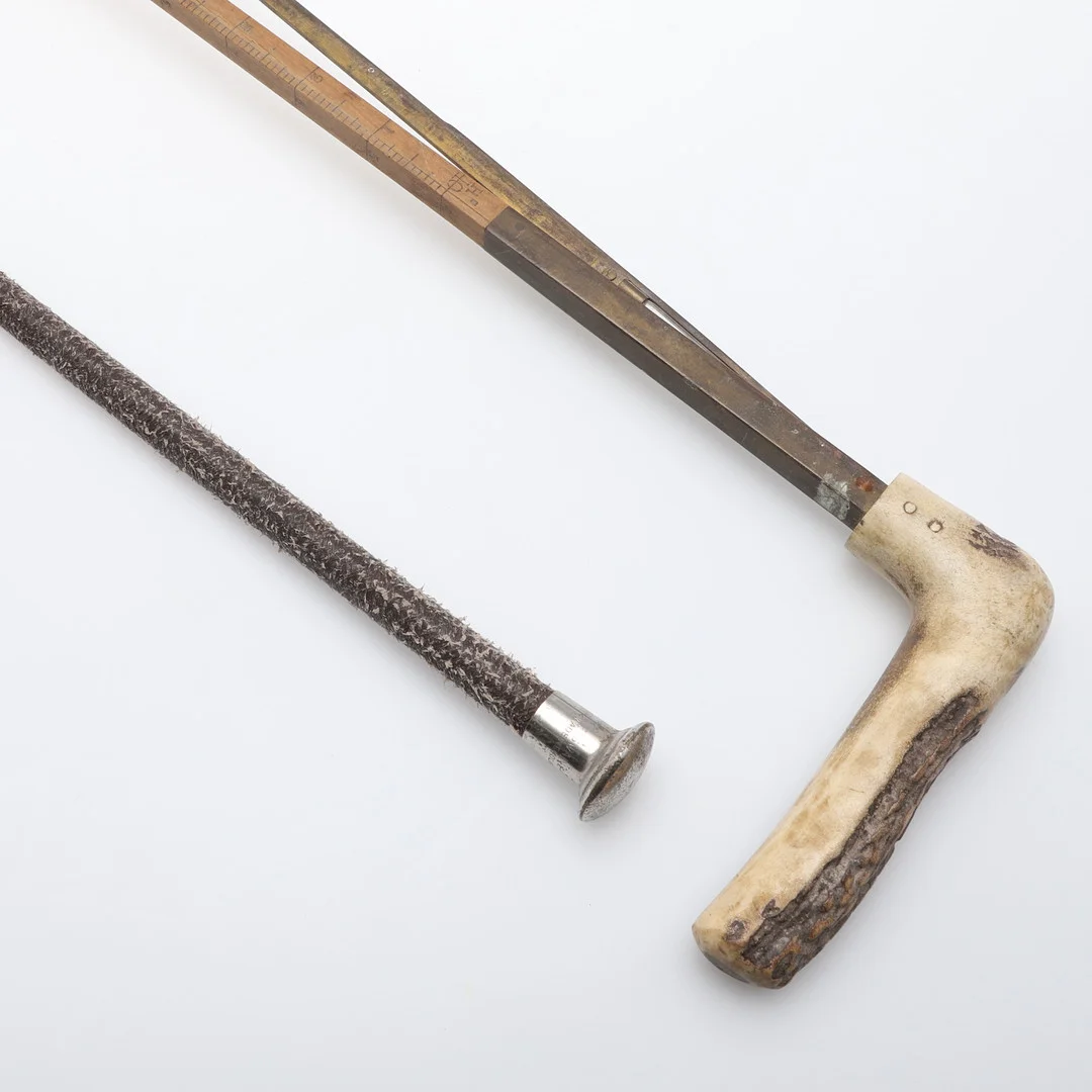DONATE TO CHARITY - SWAINE RIDING CROP & HORSE MEASURING STICK. — Miscellaneous — Lawrences Auctioneers