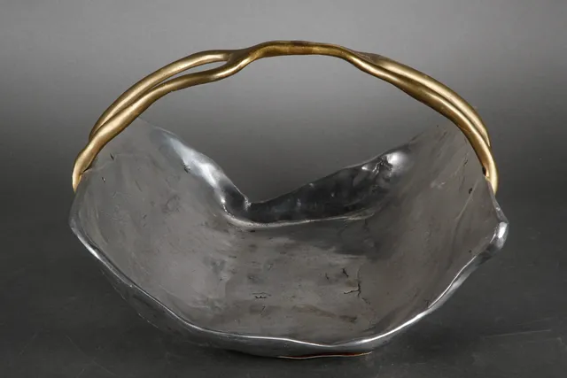 David Marshall. Brændekurv af messing og poleret aluminium