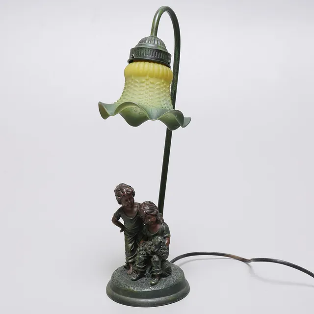 BORDSLAMPA, metall/glas, jugendstil, sent 1900-tal.
