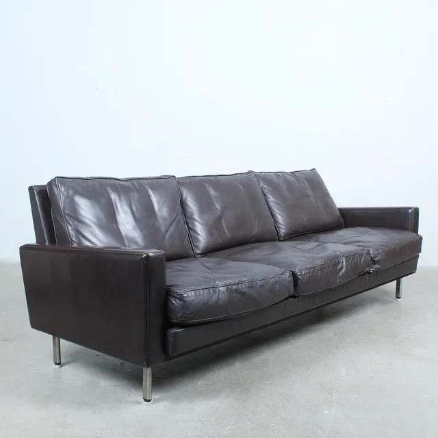 GEORGE NELSON. Herman Miller, Dreistizer/Ledersofa Modell 'Loose Cushion'. 1960er.