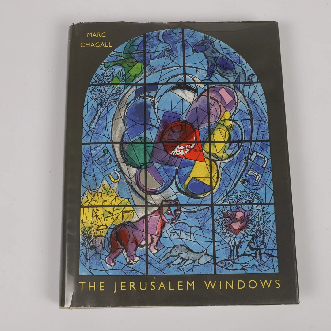 MARC CHAGALL. Bok, "The Jerusalem windows", 1962. — Books — Helsingborgs Auktionskammare