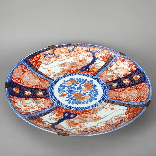 Großer Imari-Teller, Japan, Meiji Periode.