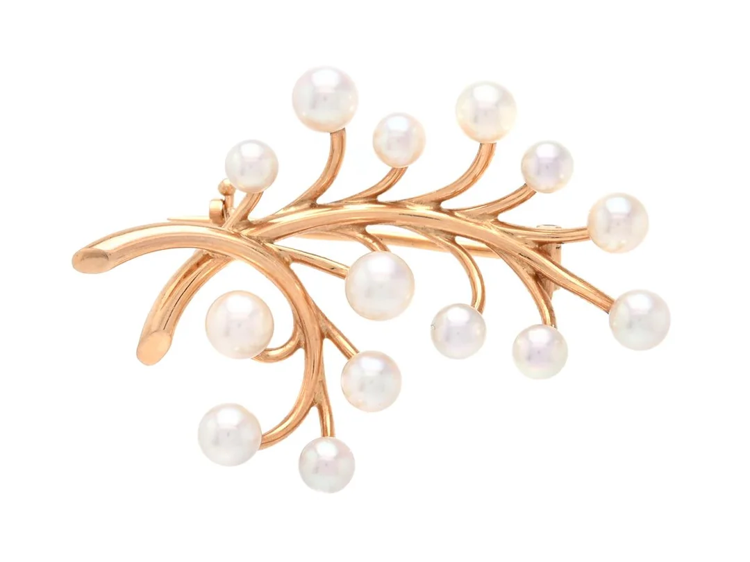 Brosch 18K 5,8g med odlade pärlor, höjd: 28mm, bredd: 38mm — Smycken/Brosch — Kaplans