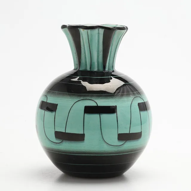 ILSE CLAESSON. Vas, "Serie V", flintgods, Rörstrand.