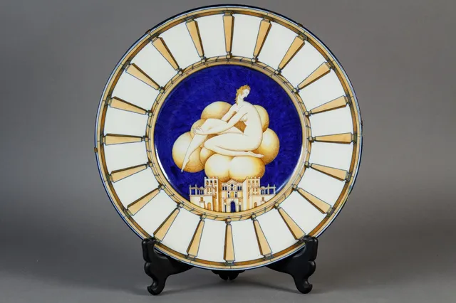 Gio Ponti for Richard Ginori, majolicafad 'Agata' fra serien 'Le Mie Donne'1925