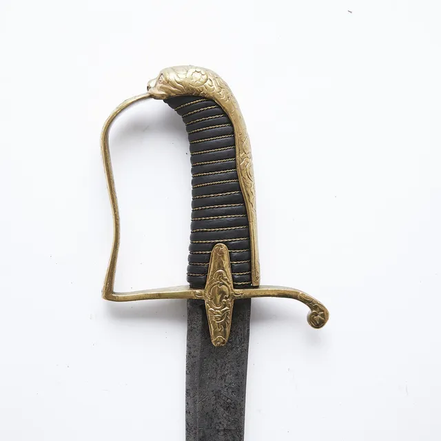 SABEL, för hussarofficer, omkring år 1800, fäste med lejonkappa, klingan med graverad dekor samt texten Vivat Hussar.